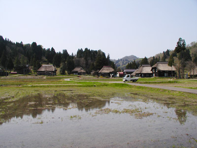 荻ノ島環状かやぶき集落